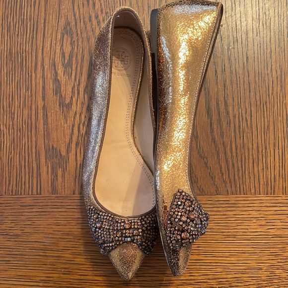 Tory Burch Vanessa Gold Bronze Flat - Picture 2 of 12